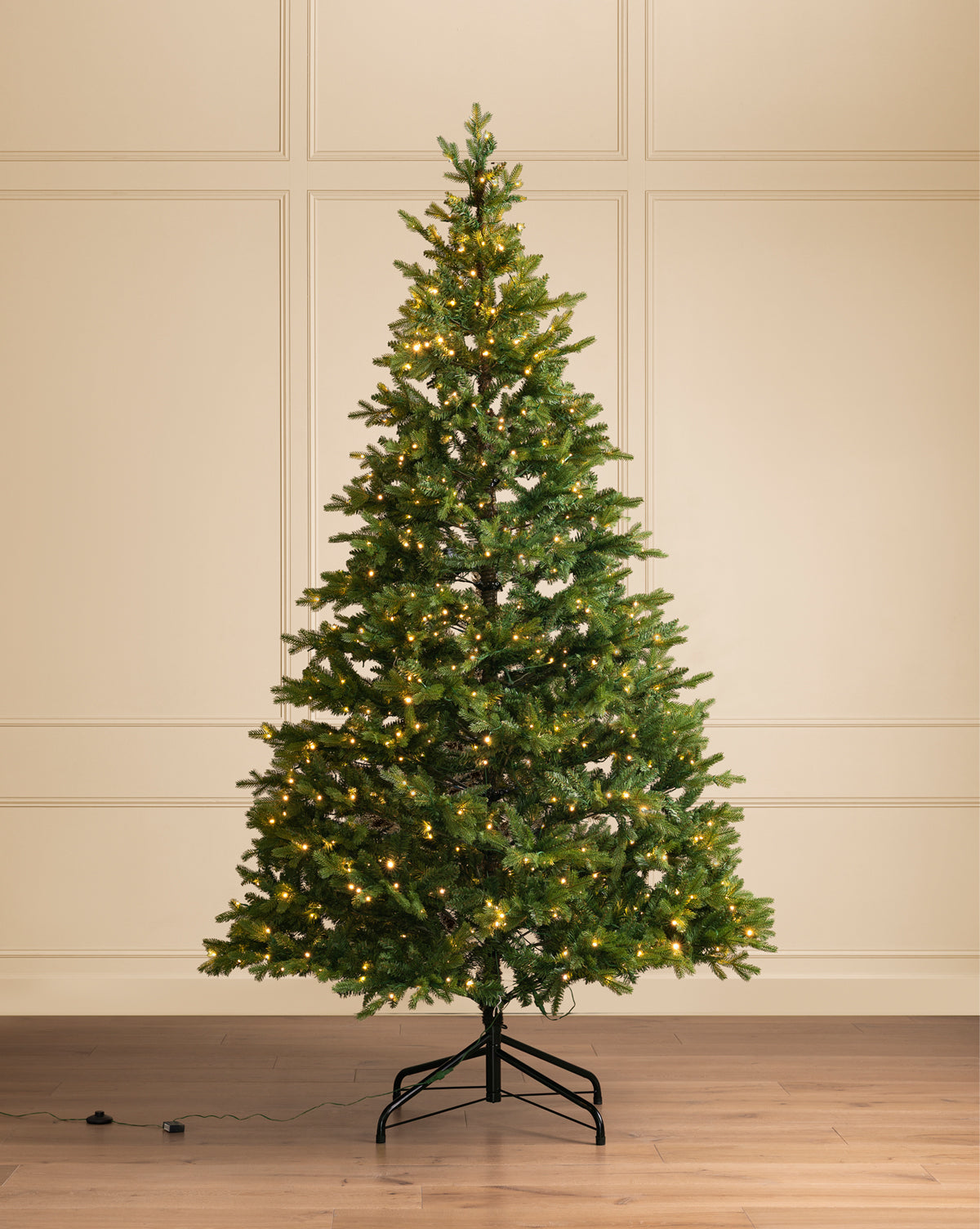 Arbre artificiel pré-éclairé en pin Allison de 9 pi