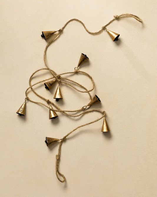 Guirlande de petits cônes de 6 pi