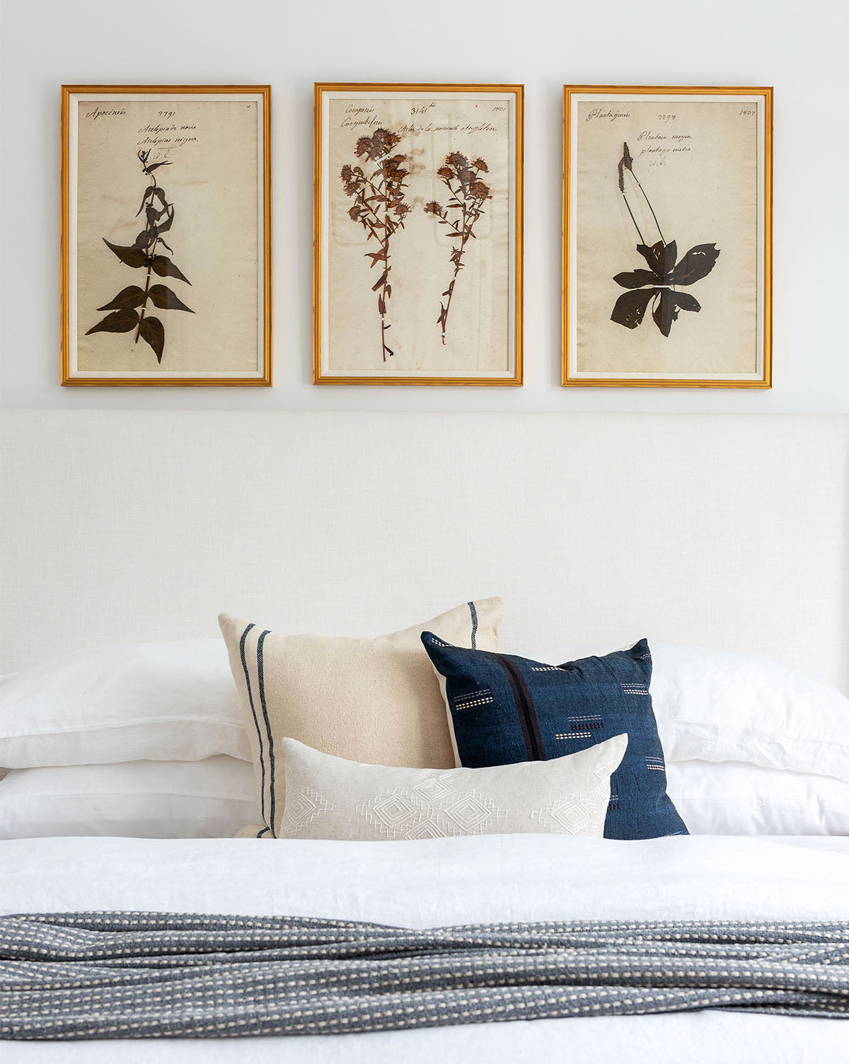 Housse de coussin à rayures en soie Abigail