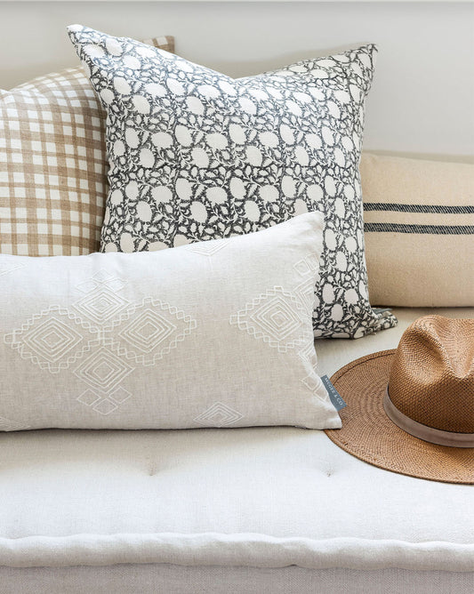 Housse de coussin à imprimé bloc Clara