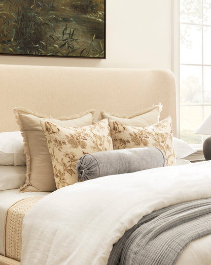 Housse de coussin à franges en soie Abbey