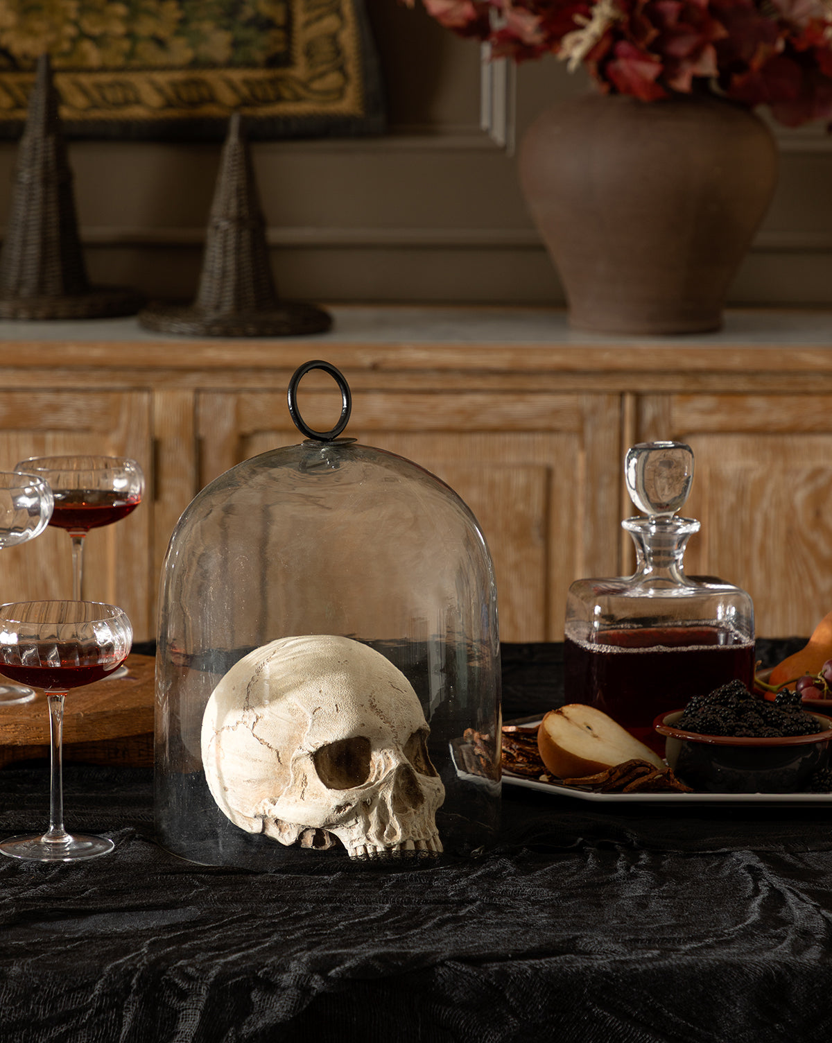 Objet en résine en forme de crâne