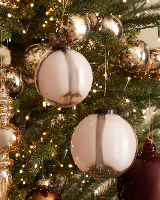 4 boules de Noël en verre rayées