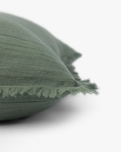 Housse de coussin à franges en soie Abbey