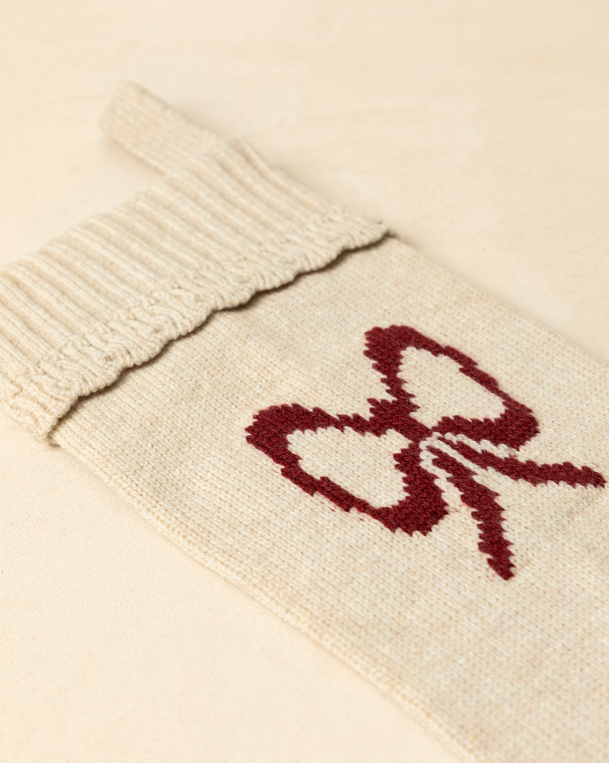 Bas festonnés Bella avec nœud