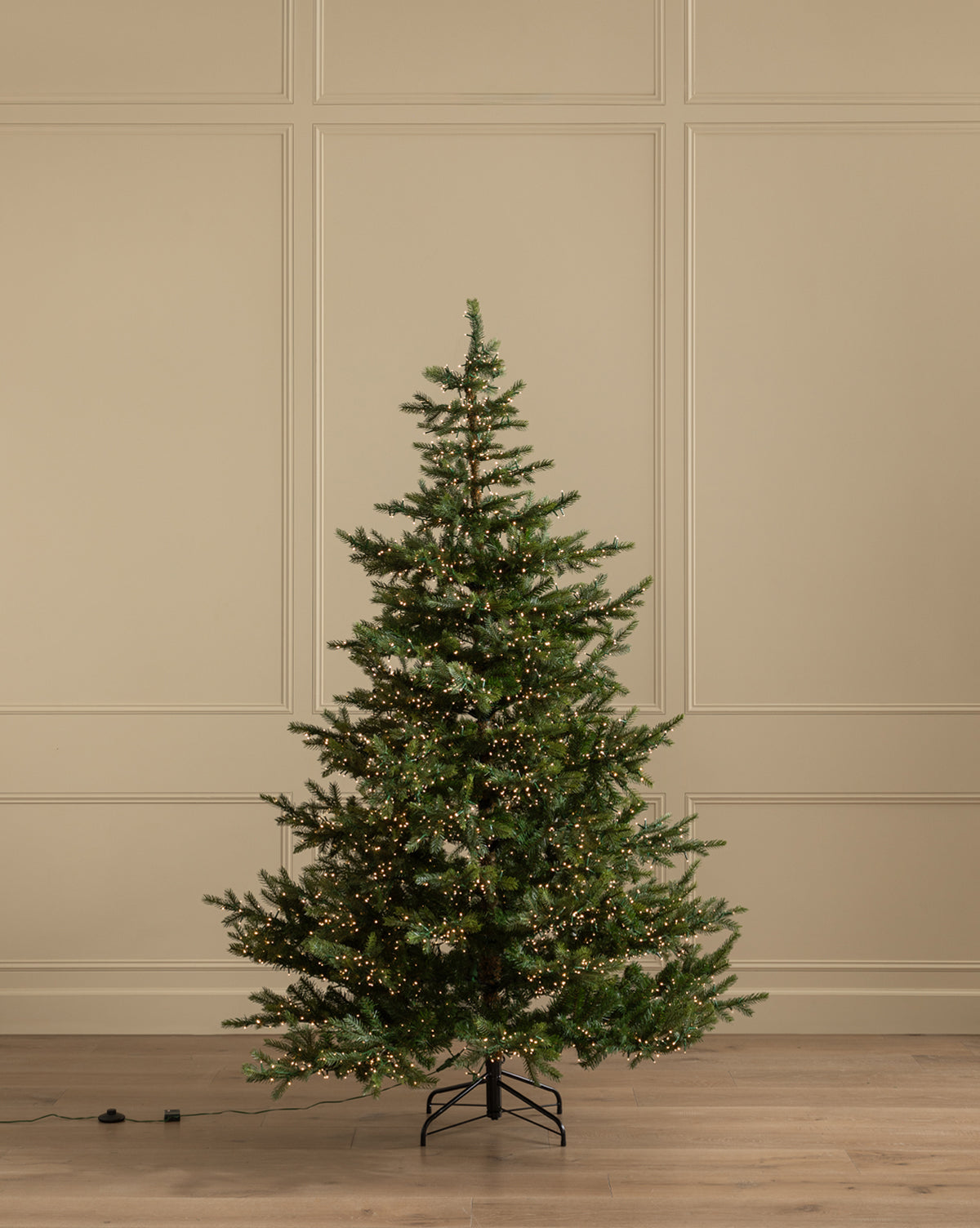 Sapin artificiel pré-éclairé Grandis de 7 pi