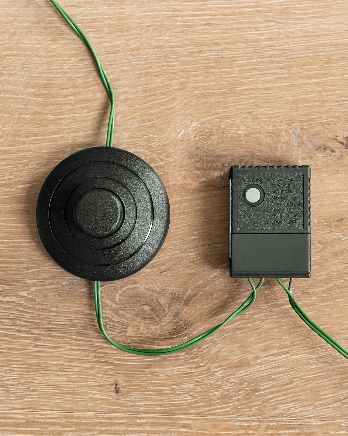 Sapin artificiel pré-éclairé Grandis de 9 pi