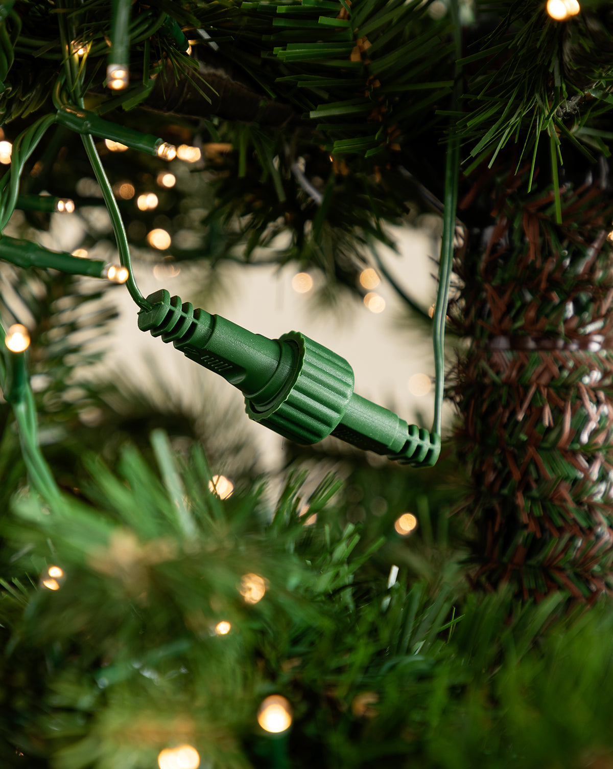 Sapin artificiel pré-éclairé Grandis de 9 pi