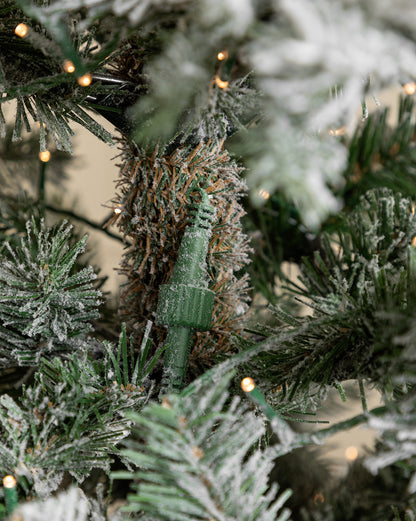 Sapin artificiel pré-éclairé Snowy Grandis de 9 pi