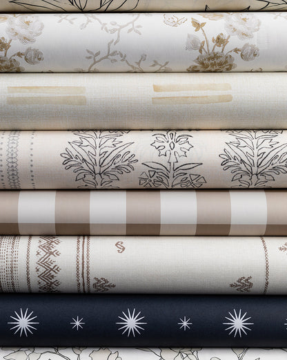 Papier peint à rayures demi-florales