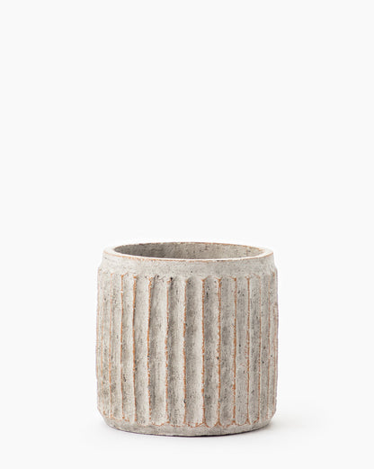 Pot de faîtage blanchi à la chaux