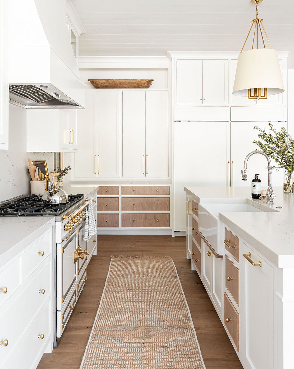 Tapis en jute tissé à la main naturel de Gérone