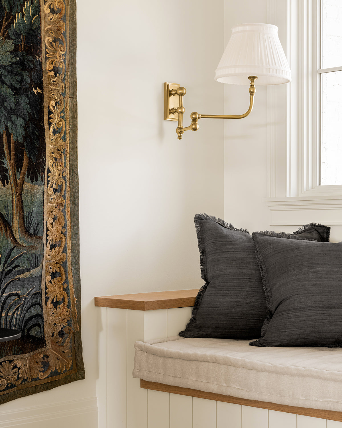 Housse de coussin à franges en soie Abbey