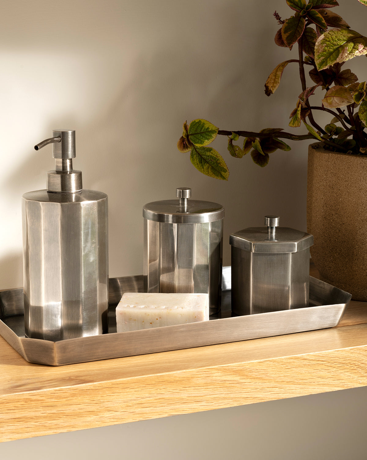 Plateau en métal Simone