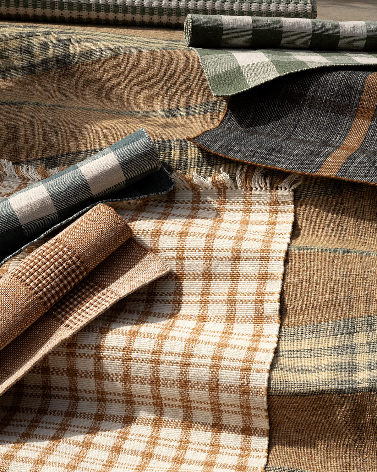 Tapis d'intérieur/extérieur tissé à la main Amherst