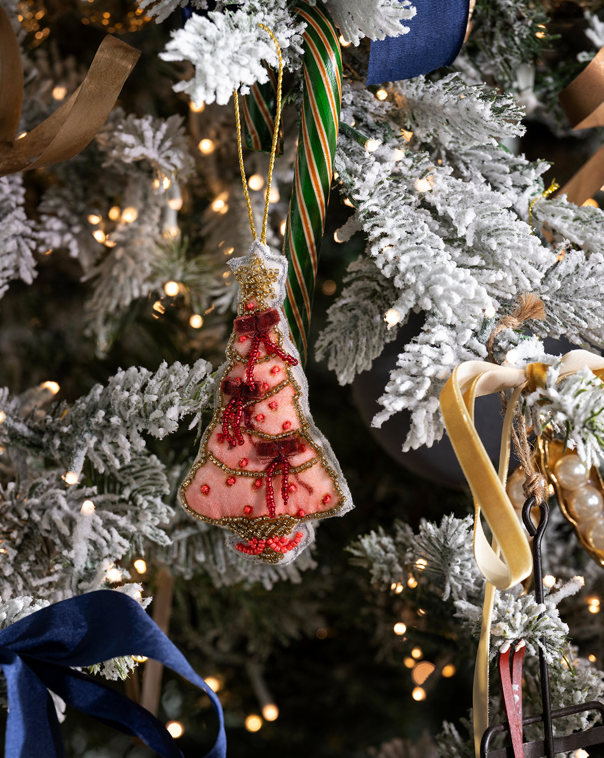 Sapins de Noël en perles faits à la main (lot de 4)