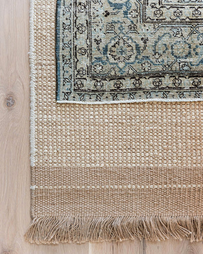 Tapis en jute tissé à la main naturel de Gérone