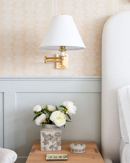 Applique murale primitive à bras pivotant